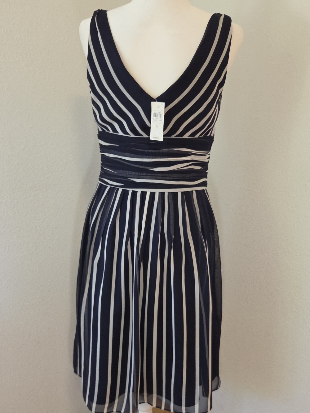 Ann Taylor 100% Silk Navy and White Striped V-Neck Dress Women's 6 NWT - Picture 12 of 16